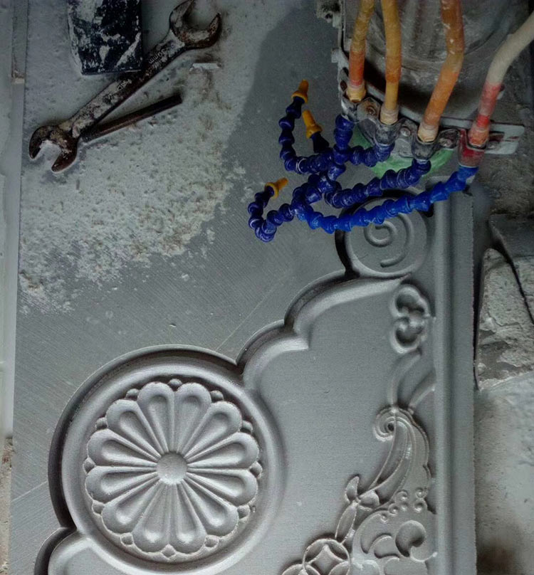 Shi Caidiao engraves machine sample